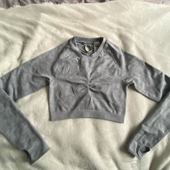 Gymshark Longsleeve Top - Picture 7 of 13